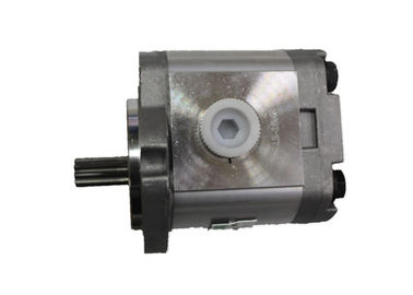 Double petite pompe à engrenages hydraulique en acier 4276918 Hitachi EX200-5 EX220-5 HPV0102