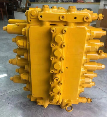 PC200-6 soupape de commande principale hydraulique pour pièces de rechange de pelleteuses Komatsu 72-347-13502 soupape de commande principale OEM