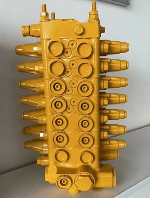 Vanne de commande principale hydraulique PC60-7 pour pièces de rechange d'excavatrice Komatsu 723-26-11100 723-26-10104 723-26-10102 723-26-10101 Vanne de commande principale OEMtrol Valve